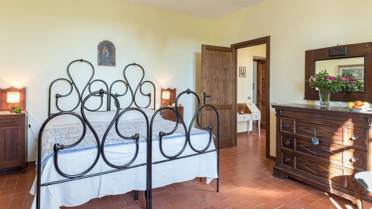 Casale Le Tre Querce 8&1, Emma Villas オルヴィエート エクステリア 写真