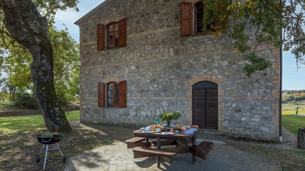 Casale Le Tre Querce 8&1, Emma Villas オルヴィエート エクステリア 写真